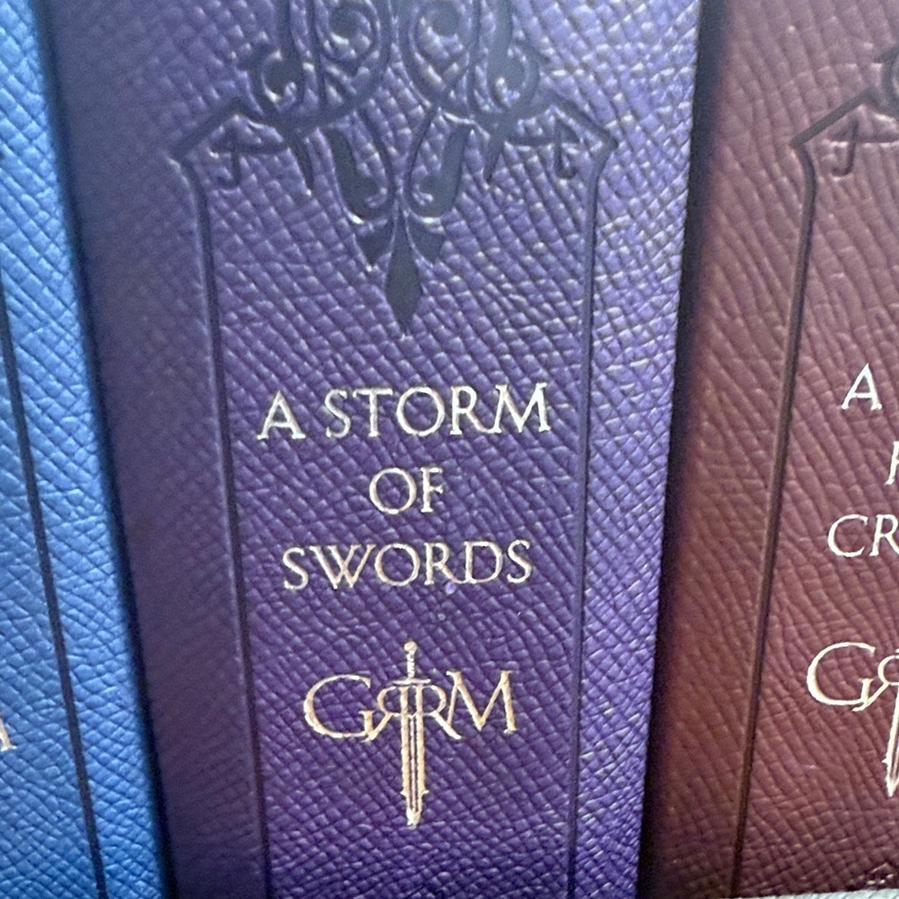 Game of Thrones A Song of Ice and Fire Boxed Set Books - Picture 5 of 8